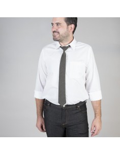 CORBATA CON NUDO DE PALA ESTRECHA
