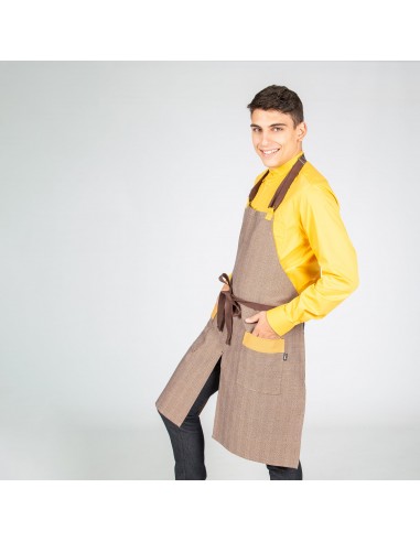 DELANTAL CON PETO CHOCOLATE TIRANTE 2 COLORES 82X72 CM