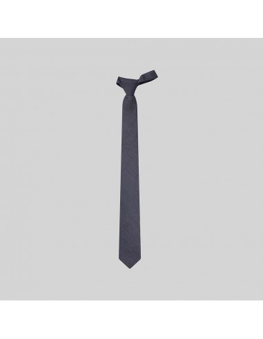 CORBATA CON NUDO DE PALA ESTRECHA